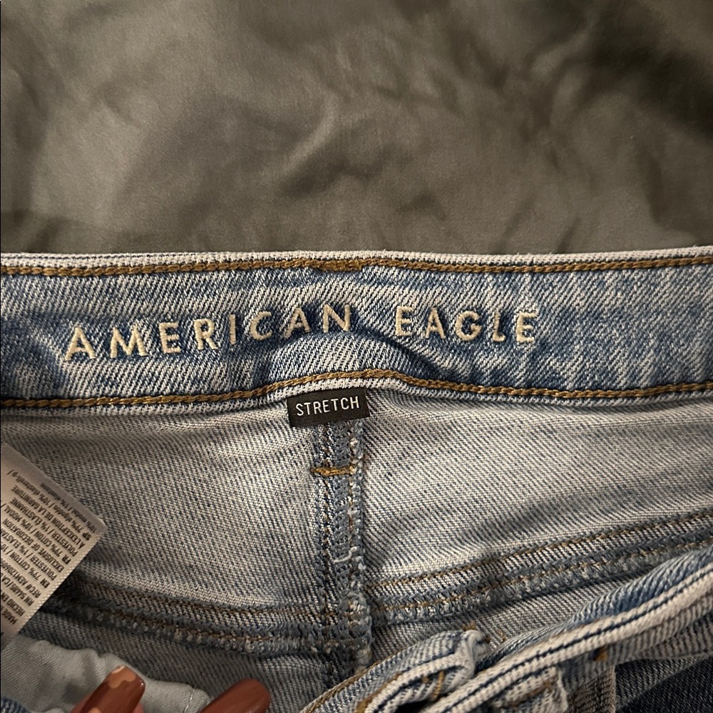 American Eagle Outfitters Light Blue Straight Leg Jeans - Picture 2 of 5